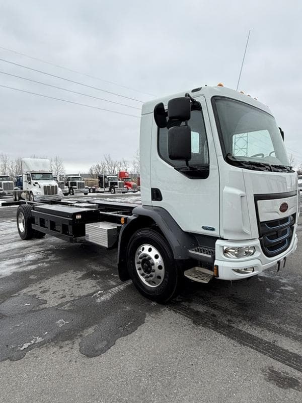 2025 PETERBILT 220 CAB CHASSIS TRUCK FOR SALE #10041