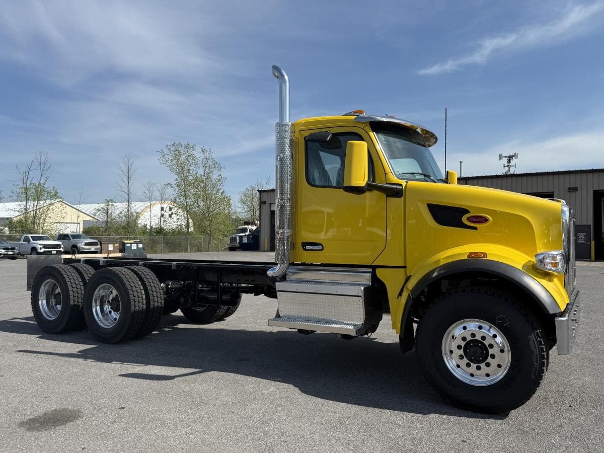 2025 PETERBILT 567 DUMP TRUCK FOR SALE #10141