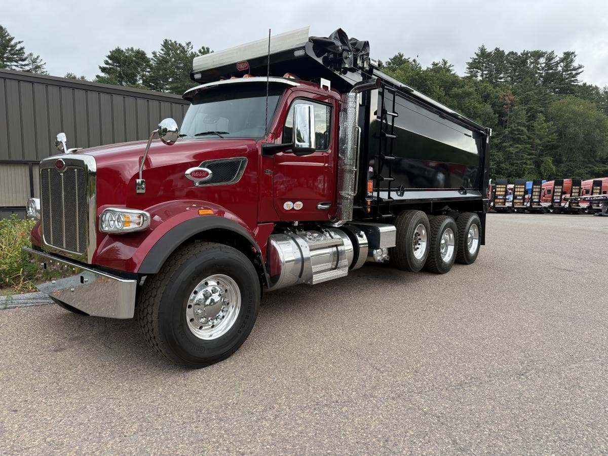2025 Peterbilt 567 Dump Truck
