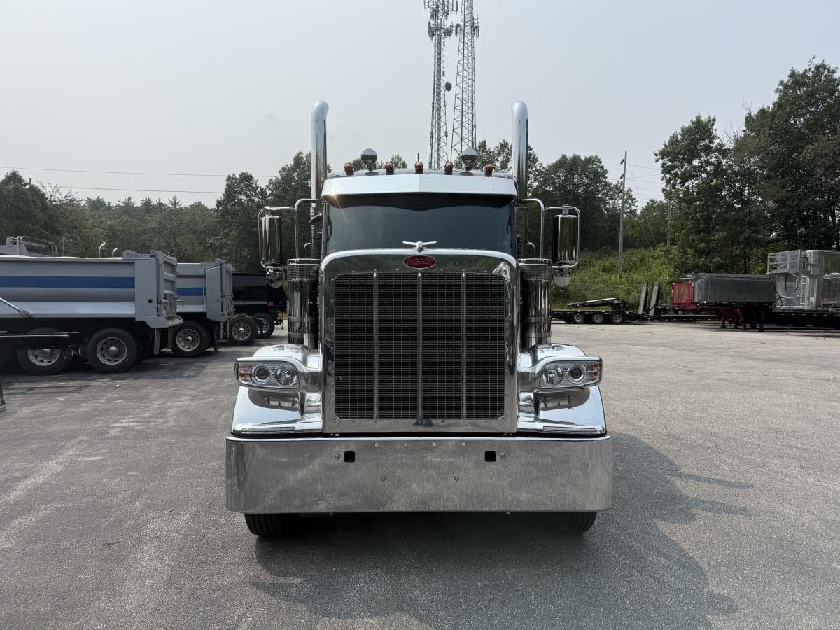 2025 PETERBILT 589 SLEEPER FOR SALE #10262