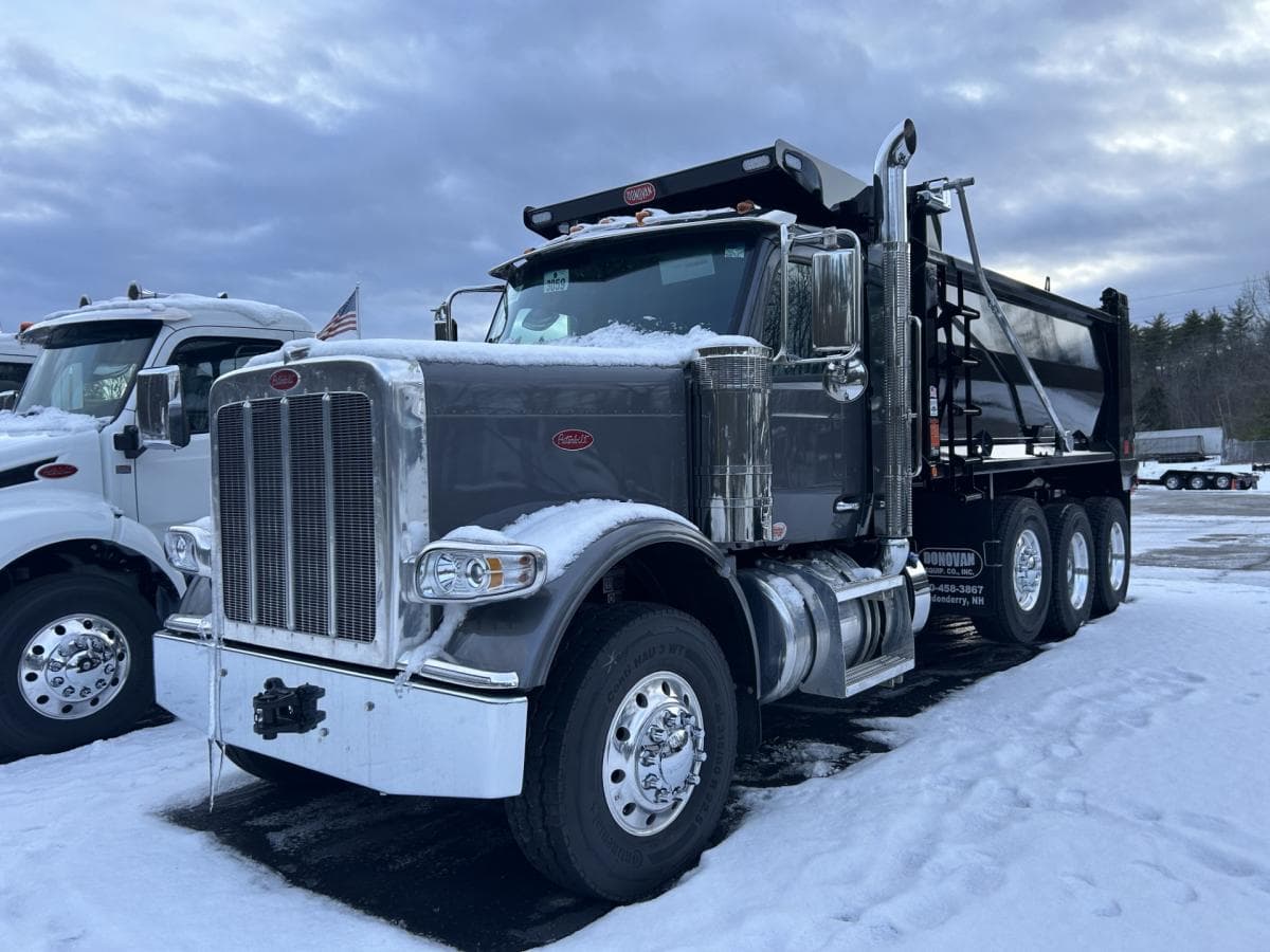 2025 Peterbilt 589 Dump Truck