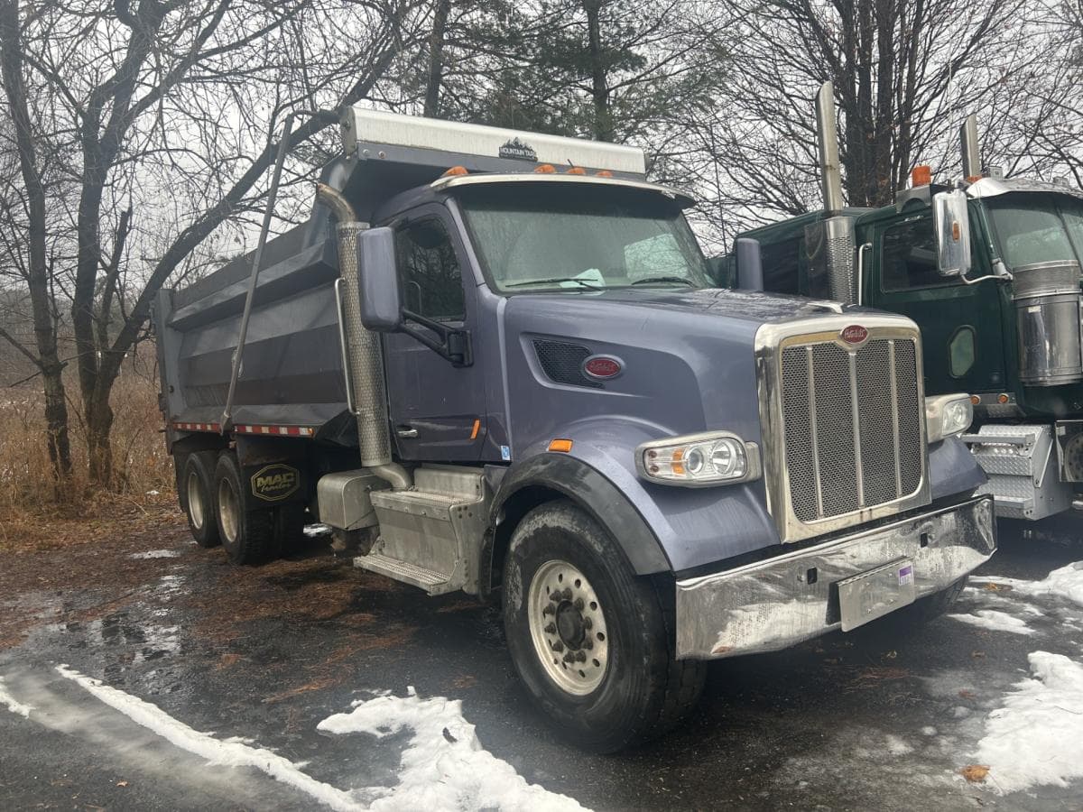 2017 Peterbilt 567 Dump Truck for Sale