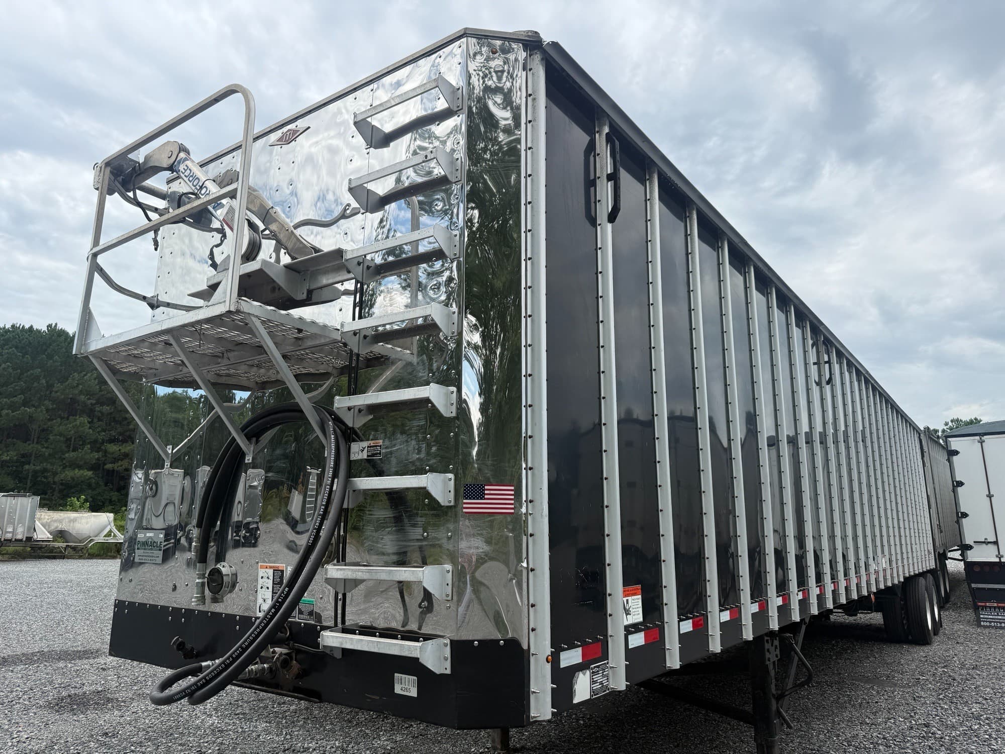 2016-iti-45′ x 102″ x 13’6″ Live Floor Chip-pt22075